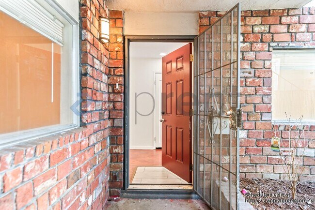 Foto del edificio - 669 33rd St