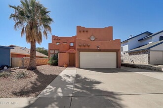 Building Photo - 10925 Loma Alta Pl