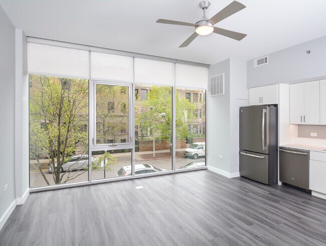 Foto del edificio - Amazing Studio With Great Amenities!