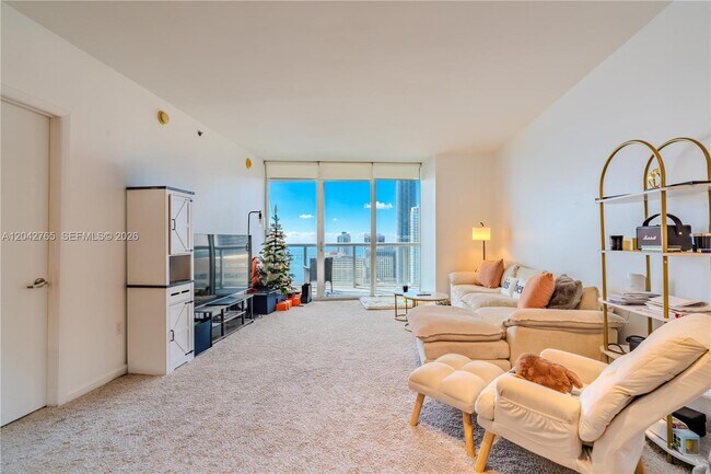 Foto del edificio - 495 Brickell Ave