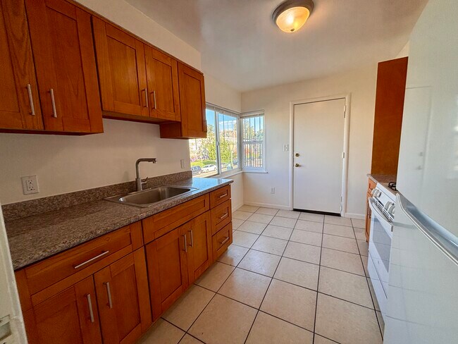 Building Photo - 8632 MacArthur Blvd