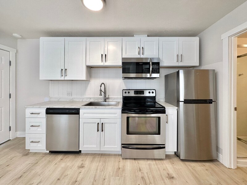 6123 E Trent Ave Unit 3, Spokane Valley, WA 99212 Room for Rent in