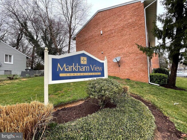Foto del edificio - 7516 Hawthorne St