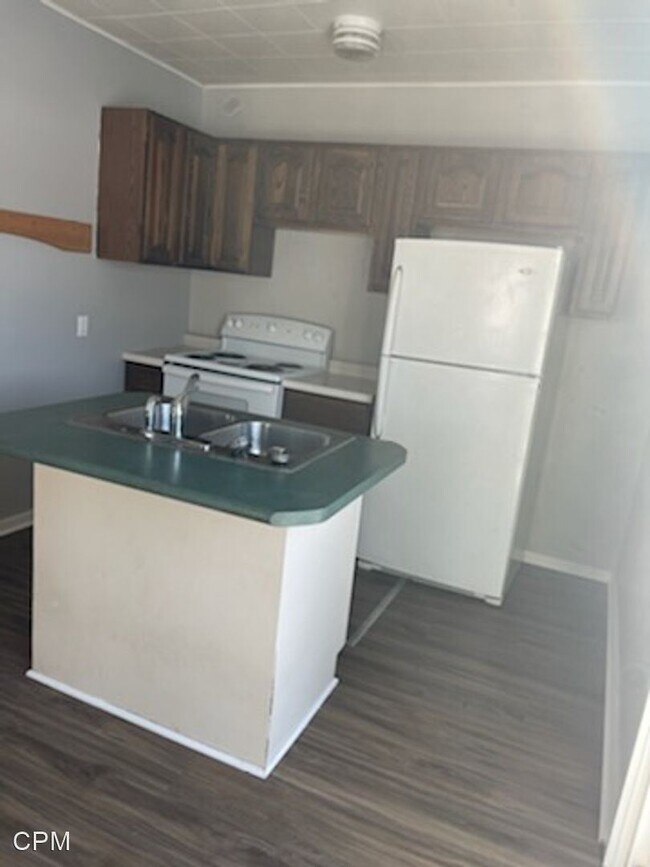 Foto del edificio - 2 br, 1 bath House - 480 W Main Street