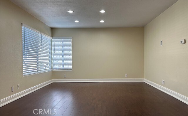 Foto del edificio - 122 Clearbrook