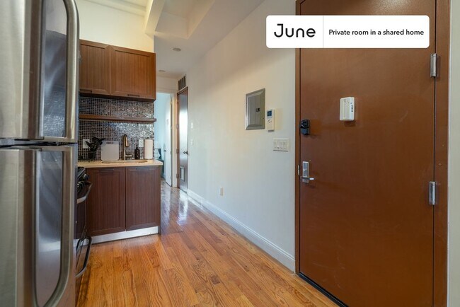 Foto del edificio - Room in Shared 3 bed/2 bath home in Bushwick