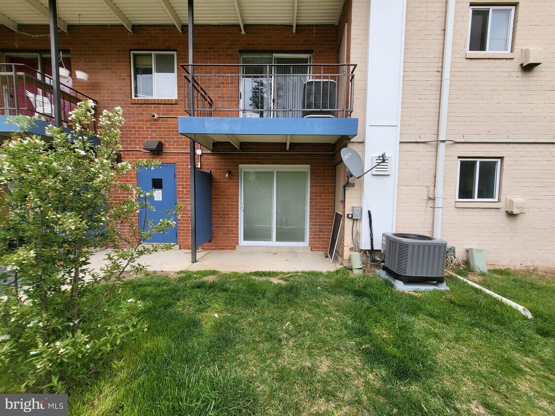 11366 Cherry Hill Rd Unit 1R102, Beltsville, MD 20705 Apartment for Rent in Beltsville, MD