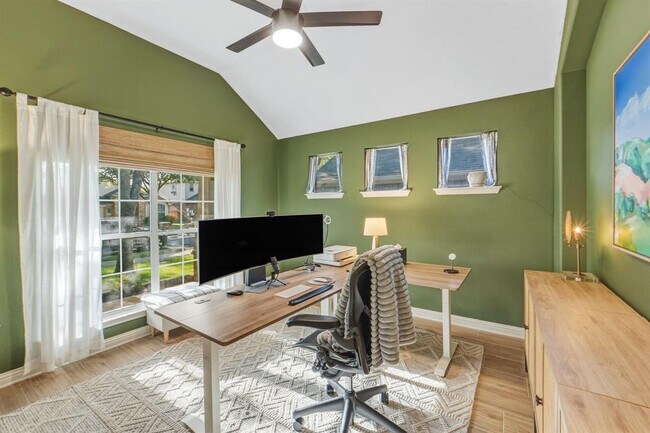 Foto del edificio - 10204 Wind Cave Trail