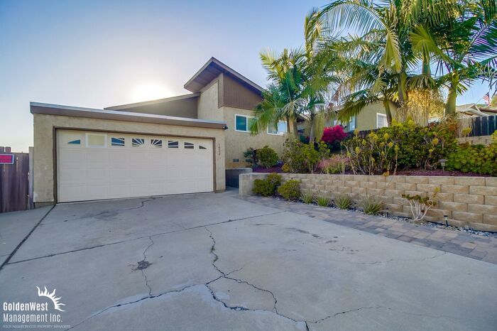 Foto principal - Scenic 4Bdm 2Ba Oasis with Panoramic Views...