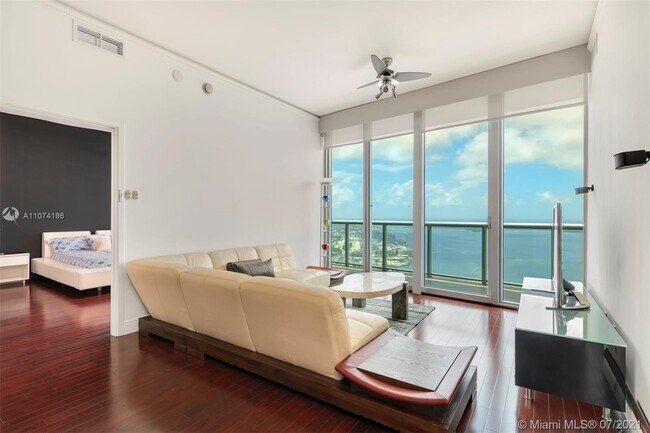 Building Photo - 888 Biscayne Blvd