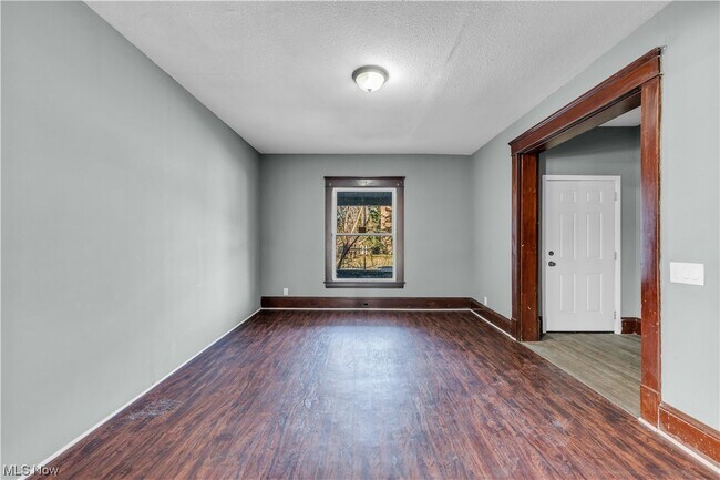 Building Photo - 446 Washington Ave