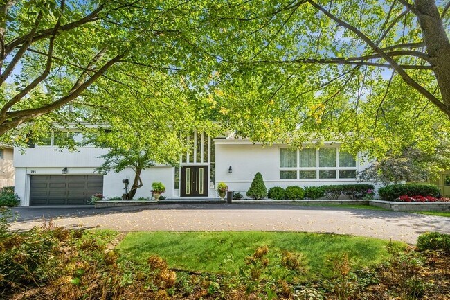 Foto del edificio - 295 Aspen Ln