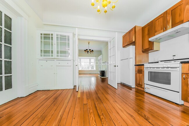 Foto del edificio - 1661 Oak St