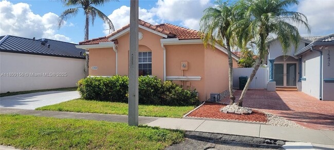 Building Photo - 15464 SW 95th Ln
