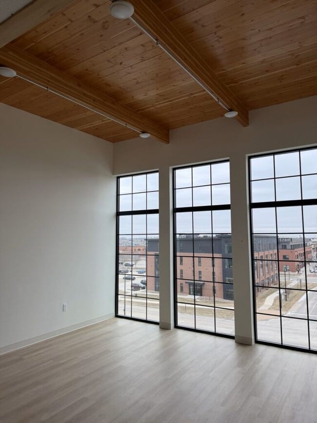 Interior Photo - The Standard at Prairie Trail