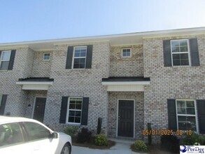 Building Photo - 467 3rd Loop Rd