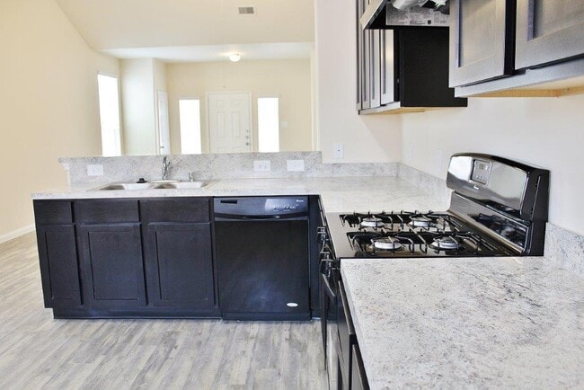 Building Photo - 9726 Floria Ct
