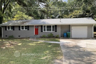 Building Photo - 1633 Carolyn Dr SW