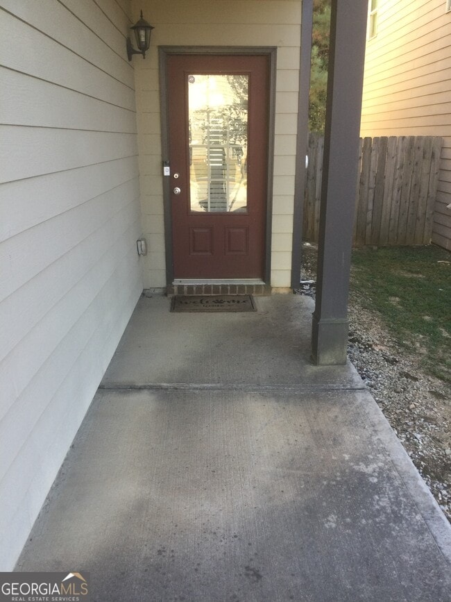 Building Photo - 338 Lauren Dr