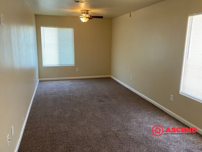 Foto del edificio - Charming 3-Bedroom Home!