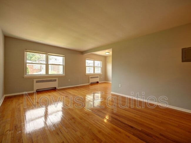 Building Photo - 51 Bross Pl