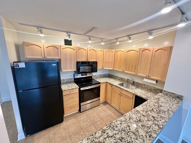 Foto del edificio - 1636 N Wells St