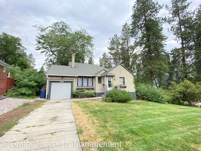 Building Photo - 3 br, 2 bath House - 1422 S Perry St.