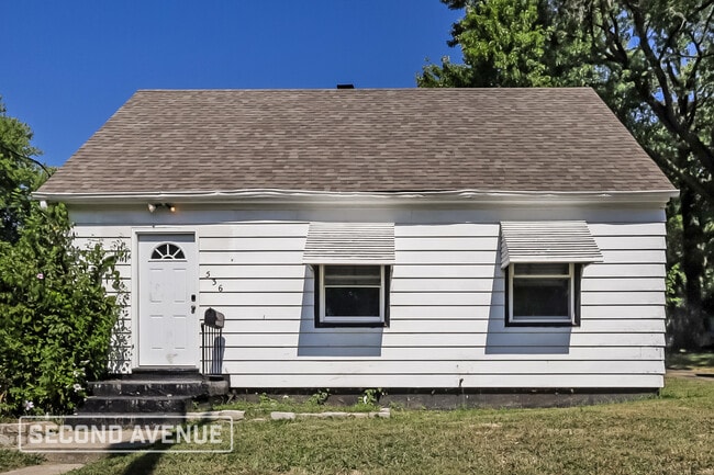 Building Photo - 536 E Epworth Ave