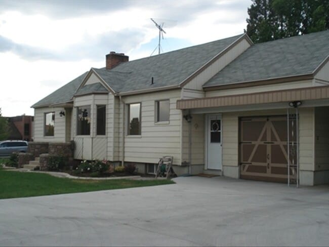 Building Photo - 407 E 800 S