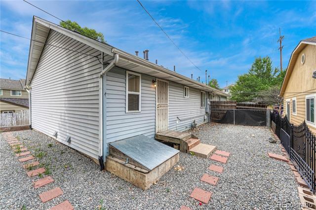 Foto del edificio - 1158 S Navajo St