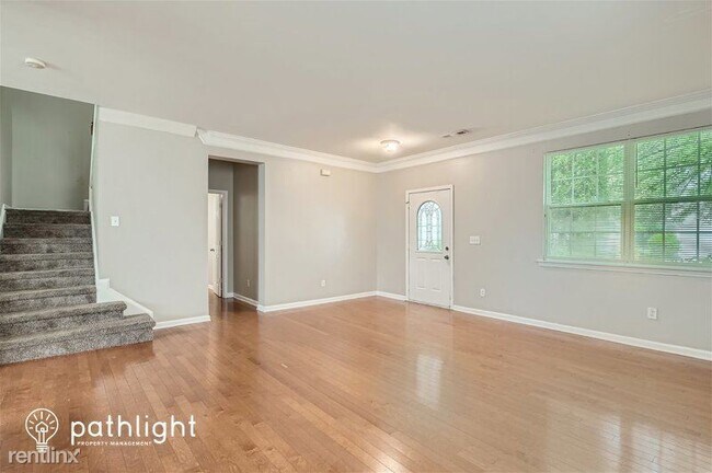 Building Photo - 3 br, 2.5 bath House - 55 Brookview Dr UNIT