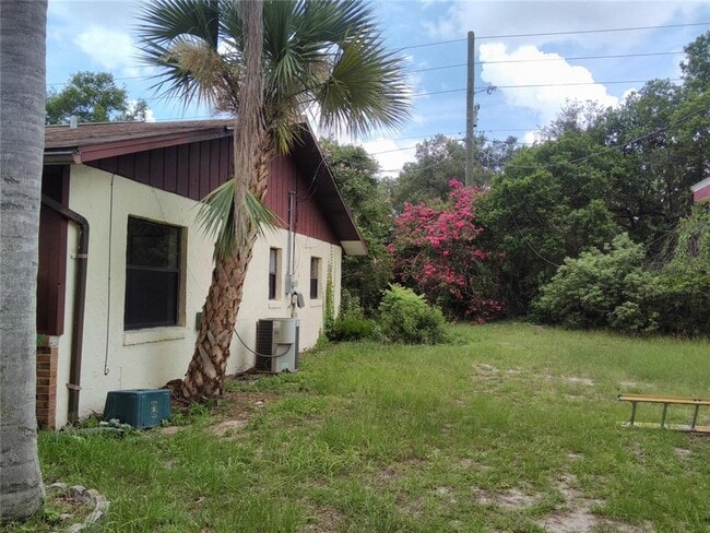 Building Photo - 717 Wright Ct