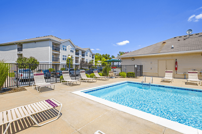 Building Photo - Maple Brook Apartments