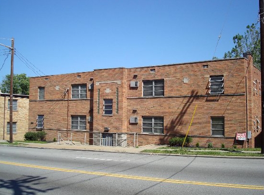 Building Photo - Hillside Apartment