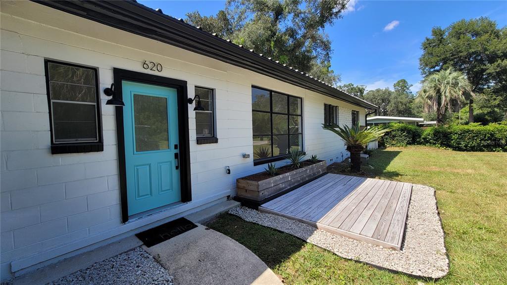 Foto principal - 620 NW 35th St