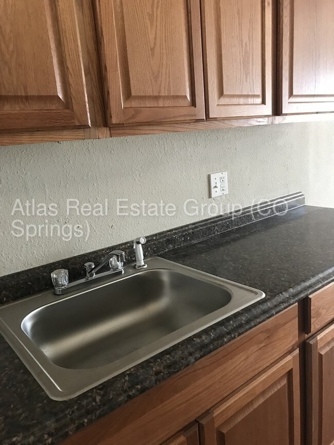 Foto del edificio - 233 E Arvada St