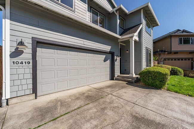 Foto del edificio - Cul-de-Sac Living at Its Best – Updated 3BR with Garage & A/C!