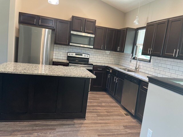 Building Photo - 12813 E Timber Lake Ct