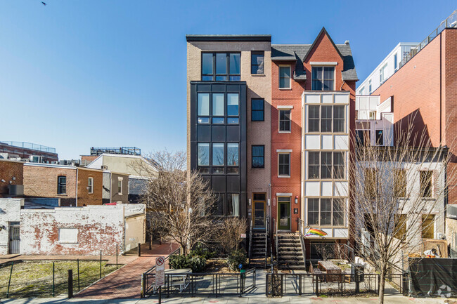 Building Photo - 1910 8th St NW