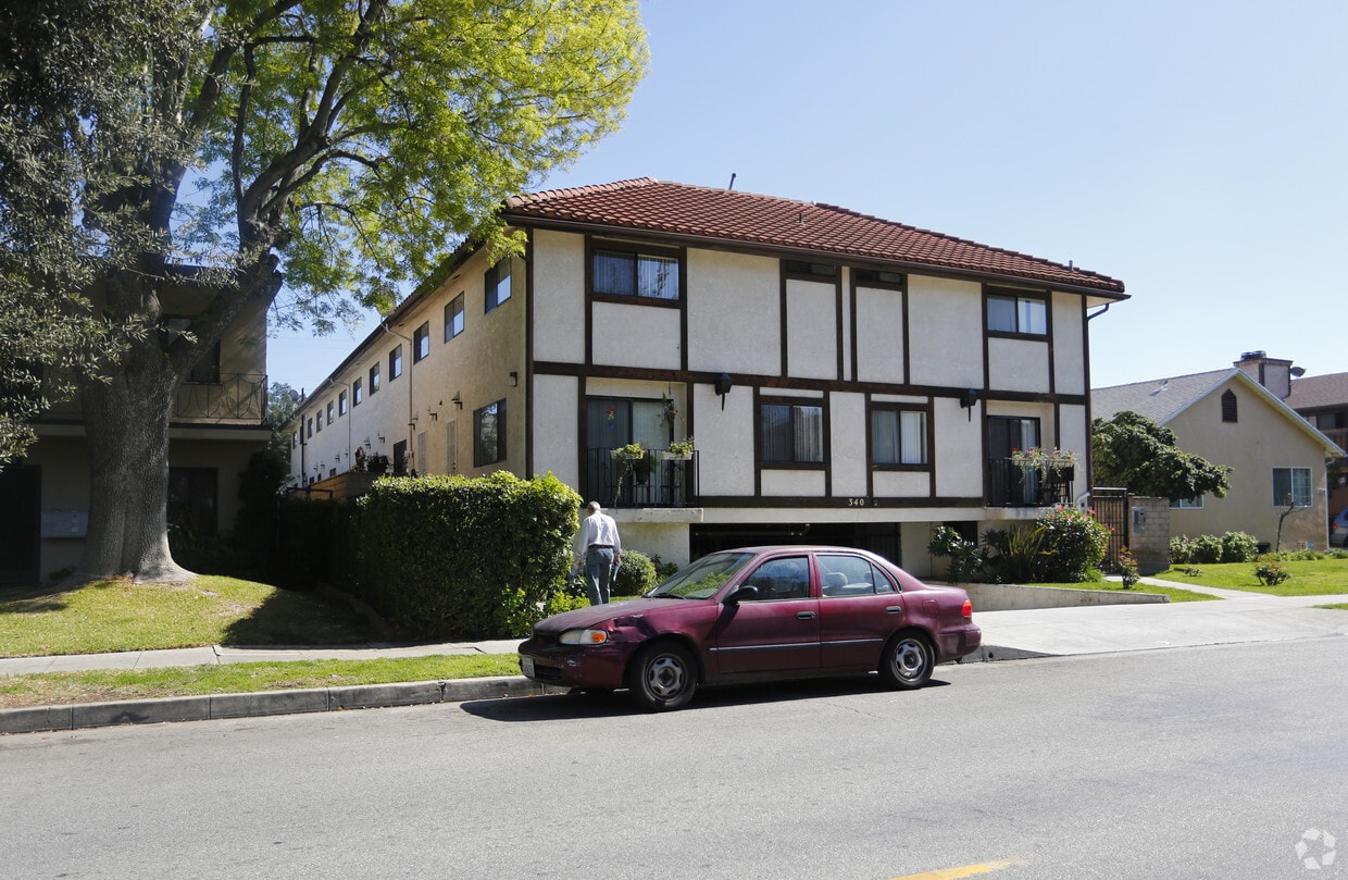 Primary Photo - 340 Concord St
