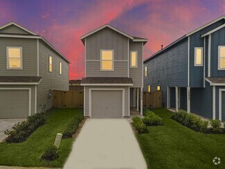 Building Photo - 18639 San Salvo Dr