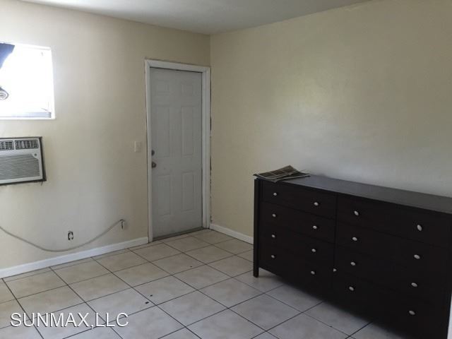 Building Photo - 714 NW 2nd Ave