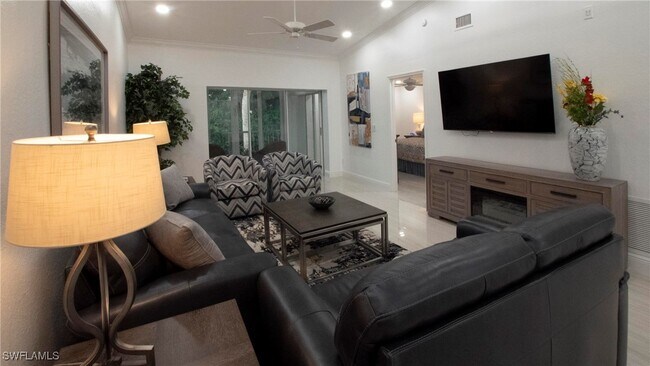 Foto del edificio - 859 Tanbark Dr