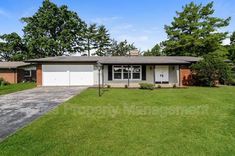 9431 Crestwood Mnr Dr, St. Louis, MO 63126 House Rental in St. Louis