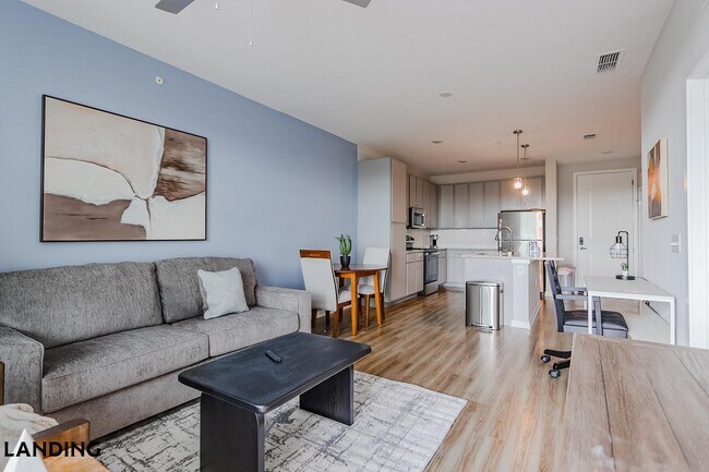 Building Photo - 2331 Commerce Park Dr NE