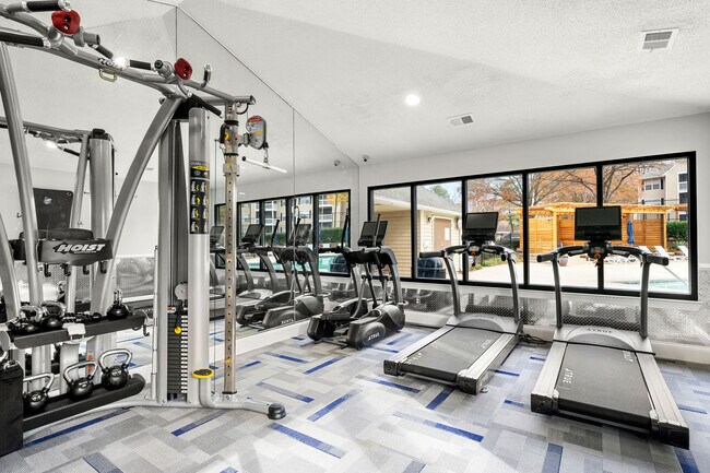 Gimnasio - Rosewood Apartment Homes