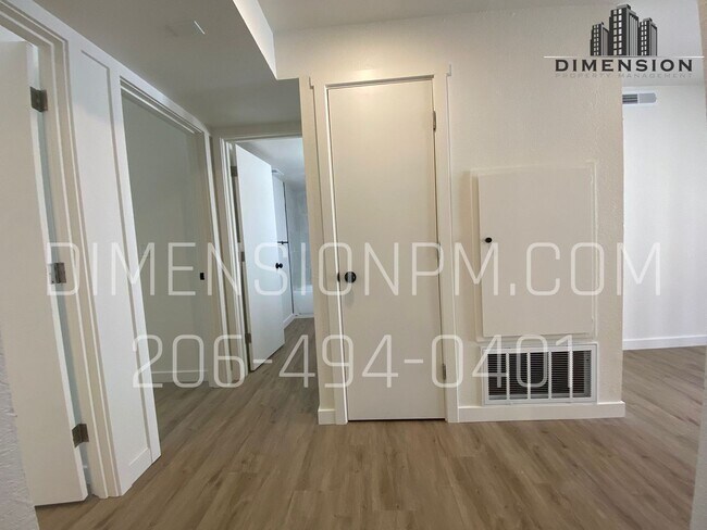 Foto del edificio - Bright & Comfortable 2-Bed, 1-Bath Condo –...