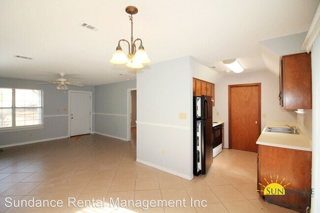 Building Photo - 3 br, 2 bath House - 206 Jeff Drive