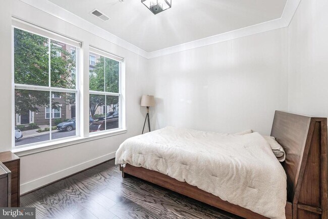 Foto del edificio - 11692 Sunrise Square Pl
