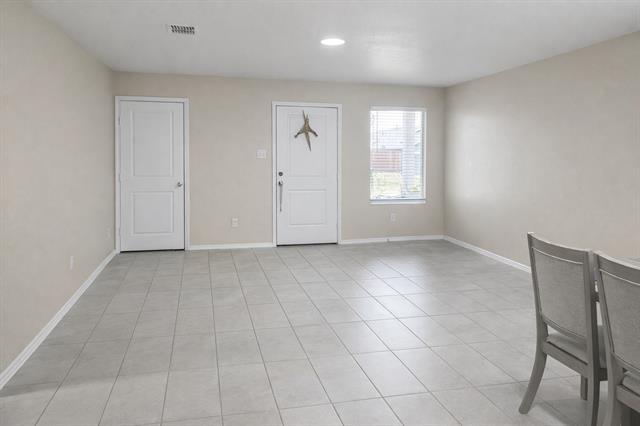 Foto del edificio - 1627 Cattle Dr Ln